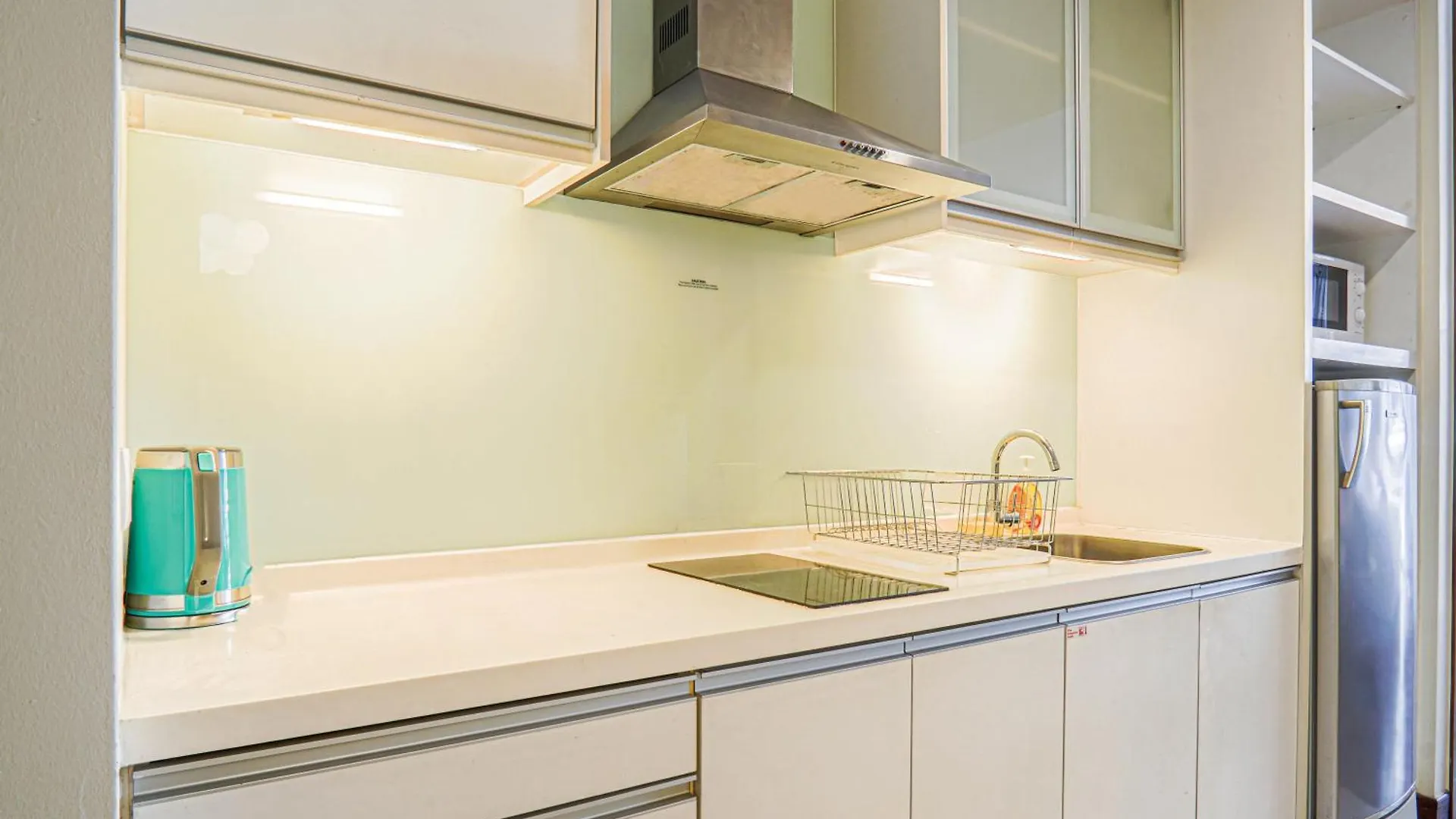 Lot 163 At Cormar Suites By Airhost クアラルンプール